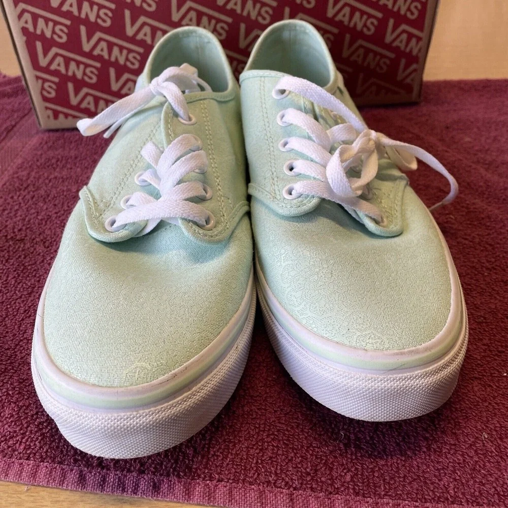 Vans Camden Stripe Henna Pastel Mint Women's  10 NIB! Rare Model VN000ZSOIR1‎